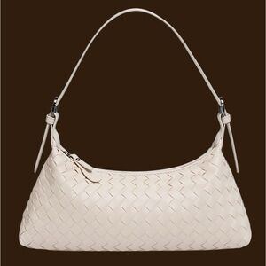 Off White/Cream Woven Adjustable Strap Bag